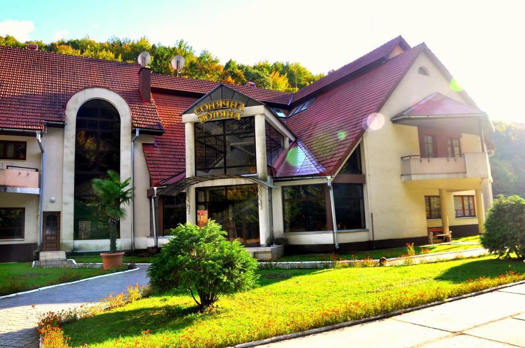 Sonyachna Polyana Hotel Ngoại thất bức ảnh