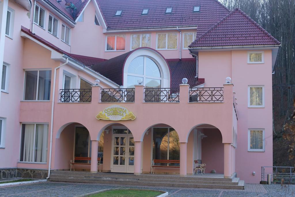 Sonyachna Polyana Hotel Ngoại thất bức ảnh